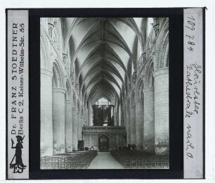 Gloucester, Kathedrale : Mittelschiff, Blick nach Osten