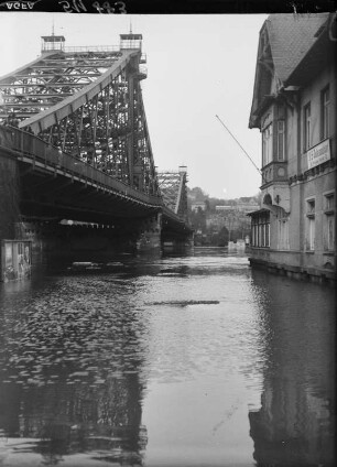 Dresden-Blasewitz. Hochwasser am Schillergarten