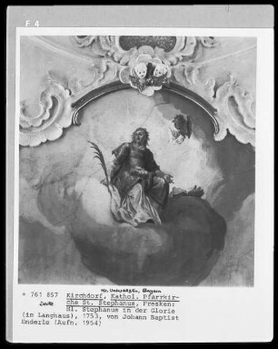 Der heilige Stephanus in einer Glorie