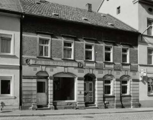 Wohnhaus mit Laden : Neustadt in Sachsen, Wohnhaus mit Laden
