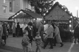 15. Karlsruher Weihnachtsmarkt (Christkindlesmarkt) auf dem Marktplatz