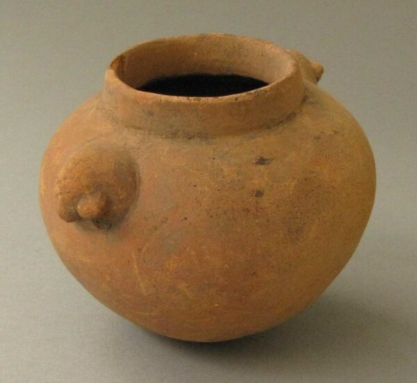 Clay vessel