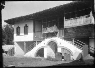 Skutarí, das Innere des "Noptscha", Albanien, 1928