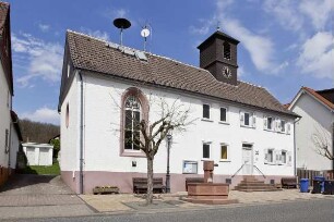 Ehem. Schul- und Bethaus; Friedrichsdorf, Dillinger Straße 32
