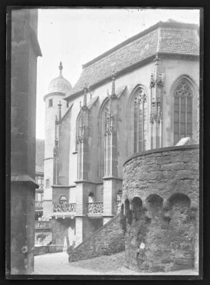 Kilianskapelle und Aufgang zur Burg von der Schulgasse aus