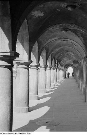 Bogengang des Alten Rathauses