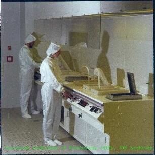 Reinraumlabor für Röntgenmaskentechnik des "Lithographie und Galvanische Abformung" (LIGA)-Verfahrens des Instituts für Kernverfahrenstechnik (IKVT)