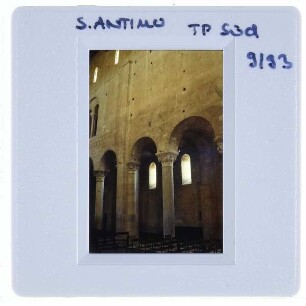 Castelnuovo dell'Abate, S. Antimo : Klosterkirche, Mittelschiff, Südwand
