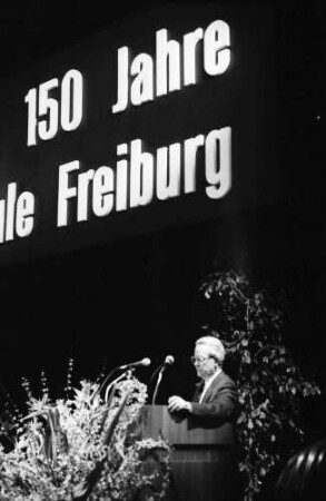 Freiburg: Stadttheater; 150 Jahre Gewerbeschule Freiburg; Festakt mit Namensgebung, Ansprache, FU Berlin