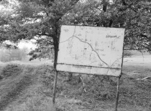 Ehemaliger Truppenübungplatz Königsbrück. Königsbrücker Heide, Orientierungstafel bei Ausfahrt aus der Königsbrücker Übungsgebiet auf Höhe Kruppen