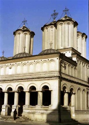 Baneasa: Metropolie, Seite