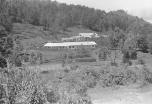 Deutsche Schule Lwandai : Blick auf die deutsche Schule Lwandai an den westlichen Hängen der Usambara-Berge.