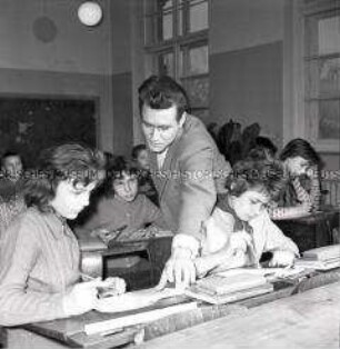 Matheunterricht in der 12. POS Berlin-Wilhelmshagen
