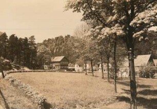 Hotel "Gondelfahrt" : Hotel "Gondelfahrt", dahinter Nonnenfelsen von Ost