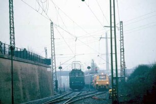 Kornwestheim Südwest Lok 193 005 Lz Gleisbettstopfmaschine Personalbahnsteig