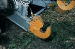 Fotografie: Dreipunktaufhängung, Unterlenker, Dreipunktanbau