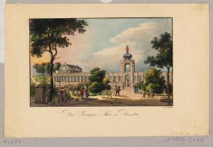 Der Zwinger in Dresden, Blick von der Ostraallee über den zugeschütteten Zwingergraben (Zwingeranlagen) auf das Kronentor, die Langgalerie und den Mathematisch-Physikalischen Pavillon
