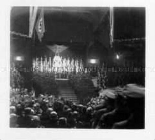 Veranstaltung der NSDAP im Münchner Zirkus Krone