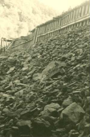 Zerstörte Edertalsperre, 1943