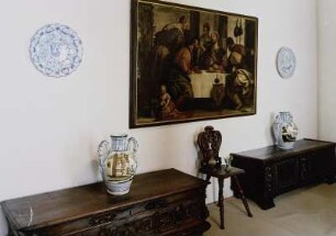 Christus mit den Jüngern in Emmaus : Raumaufnahme. Ausstellungsraum Groteskendekore des 16. und 17. Jahrhunderts". Seitenkabinett mit Gemälde "Christus mit den Jüngern in Emmaus" (um 1560; P. Veronese)