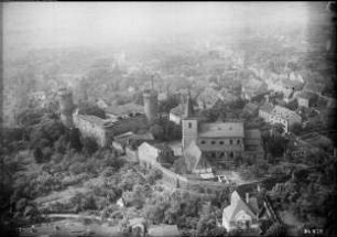 Zülpich (b. Euskirchen), Burg, Kirche