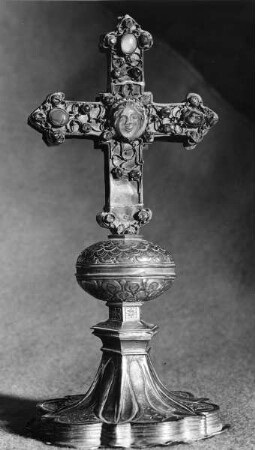 Brustkreuz des hl. Bonaventura?