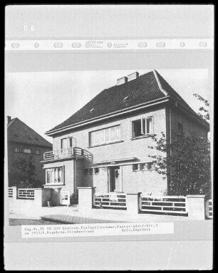 Güstrow, Gustav-Adolf-Straße 3. Einfamilienwohnhaus (um 1935; A. Kegebein)