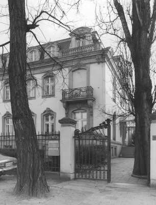 Frankfurt, Kennedyallee 111, Kennedyallee 113