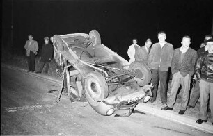 Verkehrsunfall beim Entenfang.