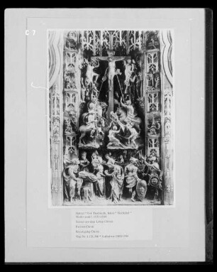 Hochaltar — Szenen aus dem Leben Christi — Passion Christi — Kreuzigung Christi