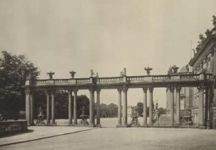 Potsdam, Stadtschloss, Ostkolonnade von Osten
