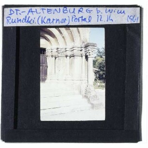 Bad Deutsch-Altenburg, Karner : Portal