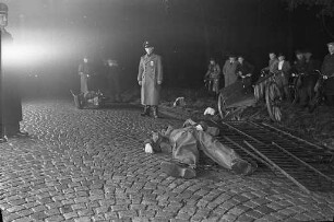 Verkehrsunfall in der Linkenheimer Landstraße am Abend des 17. Jan. 1951.