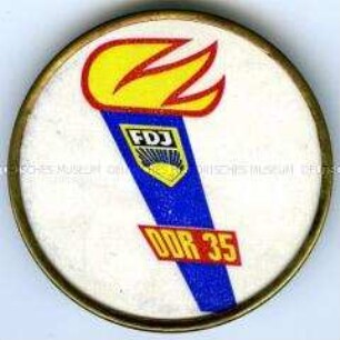 FDJ (Freie Deutsche Jugend), Fackelzug zum 35. Jahrestag der DDR