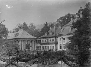 Dresden-Pillnitz. Schloss Pillnitz, Bergpalais, Hofseite