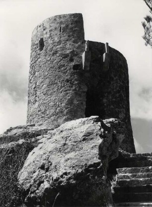 Alter Wachturm an der Nordwestküste