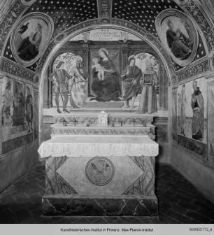Freskenzyklus : Thronende Madonna mit Heiligen