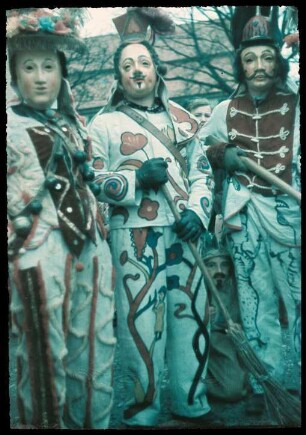 Fransenkleidle, Husar und Harzer