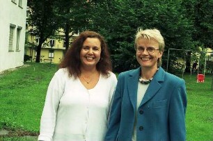 Freiburg im Breisgau: Zwei Mitarbeiterinnen des Universitätsklinikums