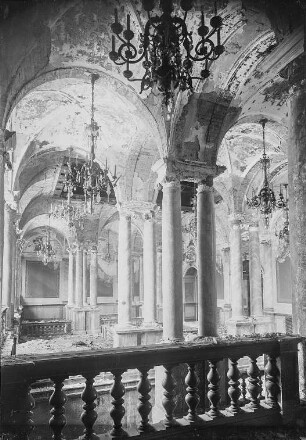 Dresden-Altstadt. Ruine des Opernhauses. Vestibül im 1. Rang