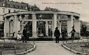 Postkartenalbum mit Motiven von Karlsruhe. "Karlsruhe, neuer Brunnen am Stephansplatz". Brunnen auf dem Stephansplatz