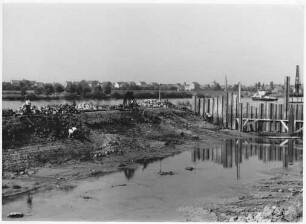 Sanierung Böschung, Stauanlage Kesselstadt (Mühlheim), Deckwerksschaden