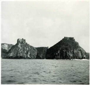 Basaltfalten an der brasilianischen Insel Fernando de Noronha
