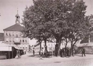 Bischofswerda, Rathaus : Bischofswerda. Markt. Blick zum Rathaus nach Norden
