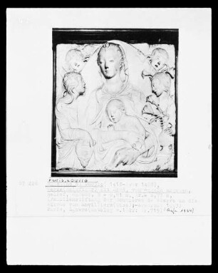 Madonna umgeben von Engeln