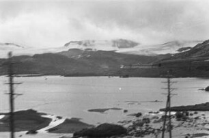 Fjord : Blick in einen Fjord.