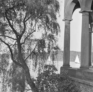 Segelboote auf der Havel, Blick von der Heilandskirche in Potsdam-Sacrow