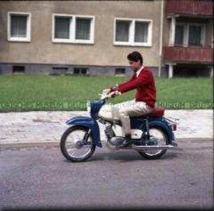 Neues Simson Moped