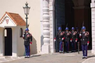 Monte Carlo - Wachaufzug : Wachaufzug vor dem Fürstenschloss. 2006