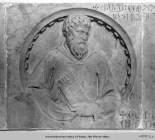 Reliefs: die Heiligen Oktavian, Viktor, Clemens und Justus - Arca di San Ottaviano